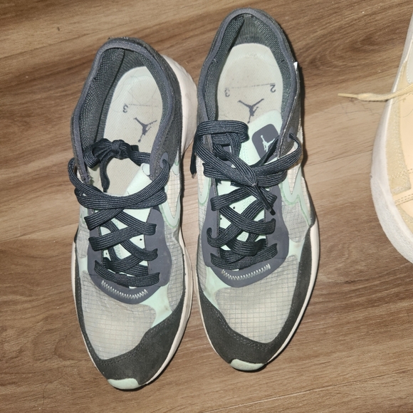 Shoes/ multiple brands - Picture 12 of 13